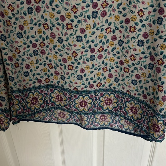 Octavia Large blouse flowered pattern long sleeve - Picture 4 of 11